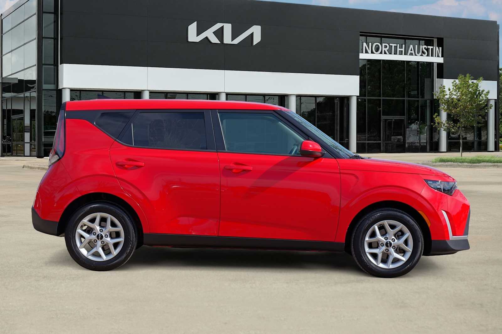 Thumbnail: 2025 Kia Soul - 19