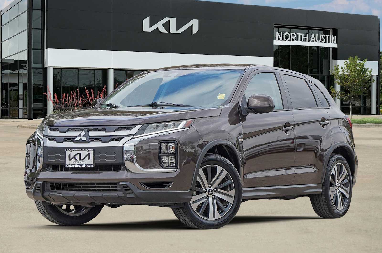 Thumbnail: 2021 Mitsubishi Outlander Sport - 1