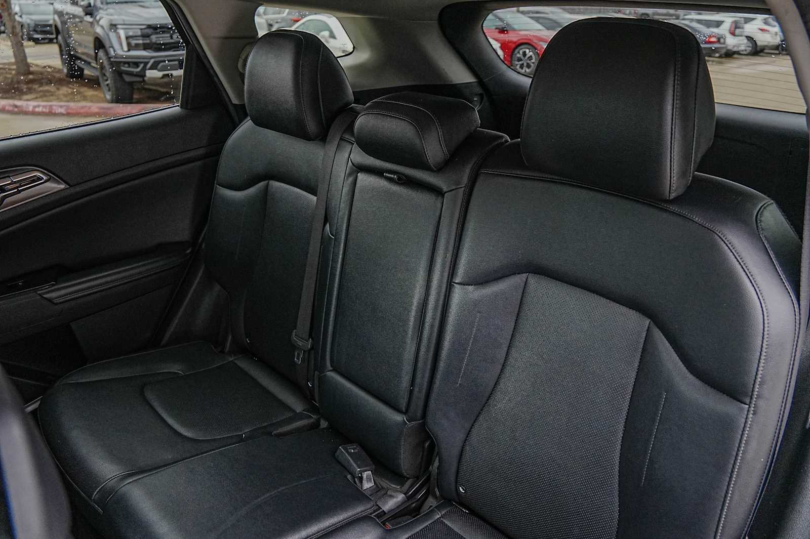 Thumbnail: 2023 Kia Sportage - 30