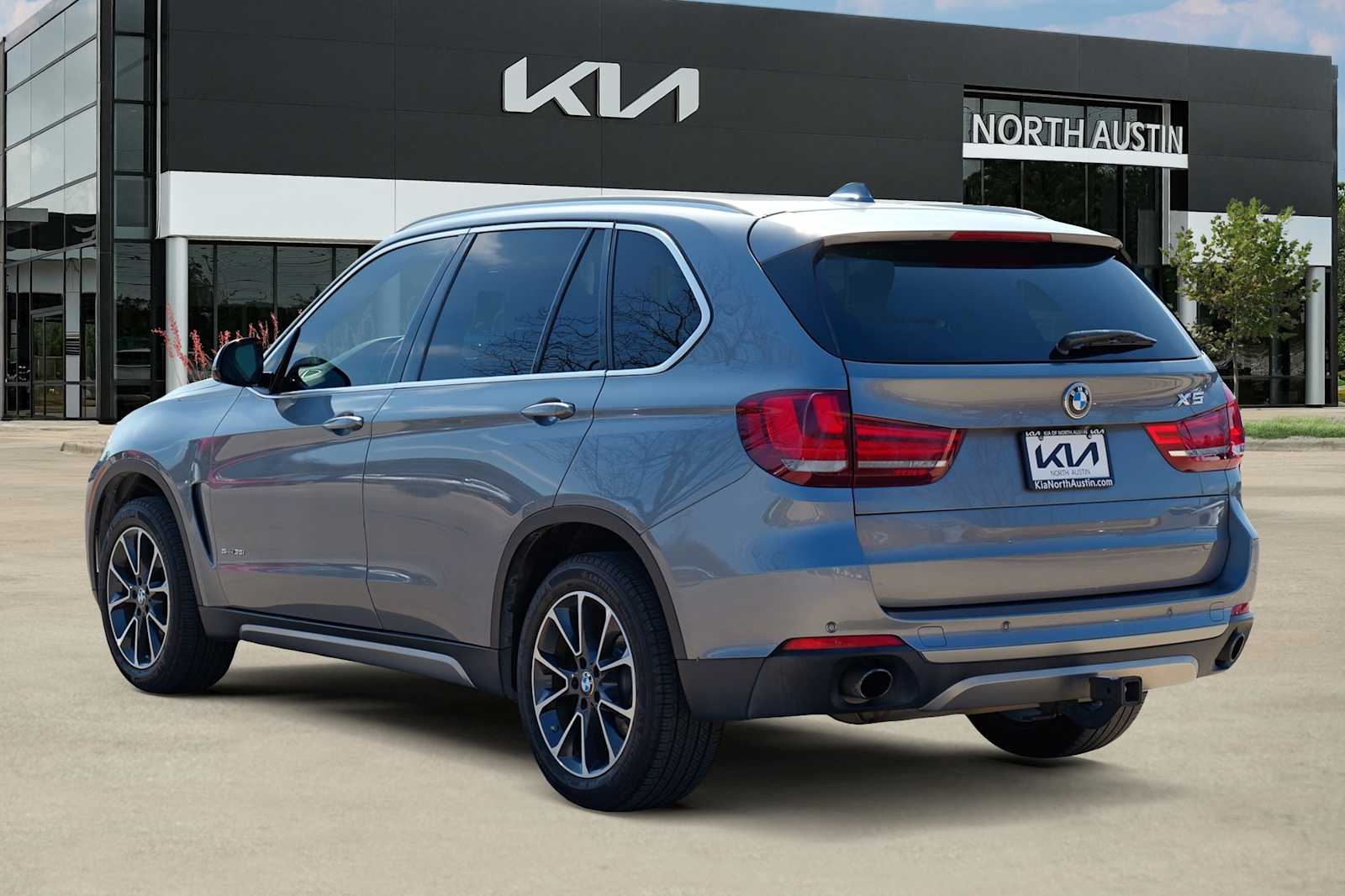 Thumbnail: 2017 BMW X5 - 5