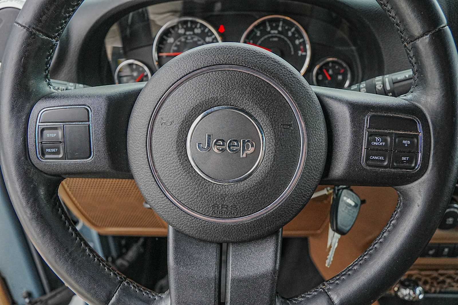 Thumbnail: 2015 Jeep Wrangler - 13