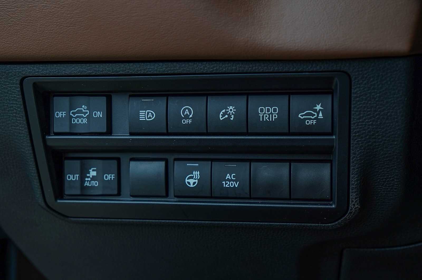 Thumbnail: 2023 Toyota Tundra - 22