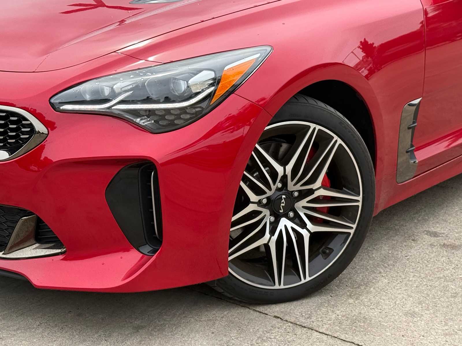 Thumbnail: 2022 Kia Stinger - 5