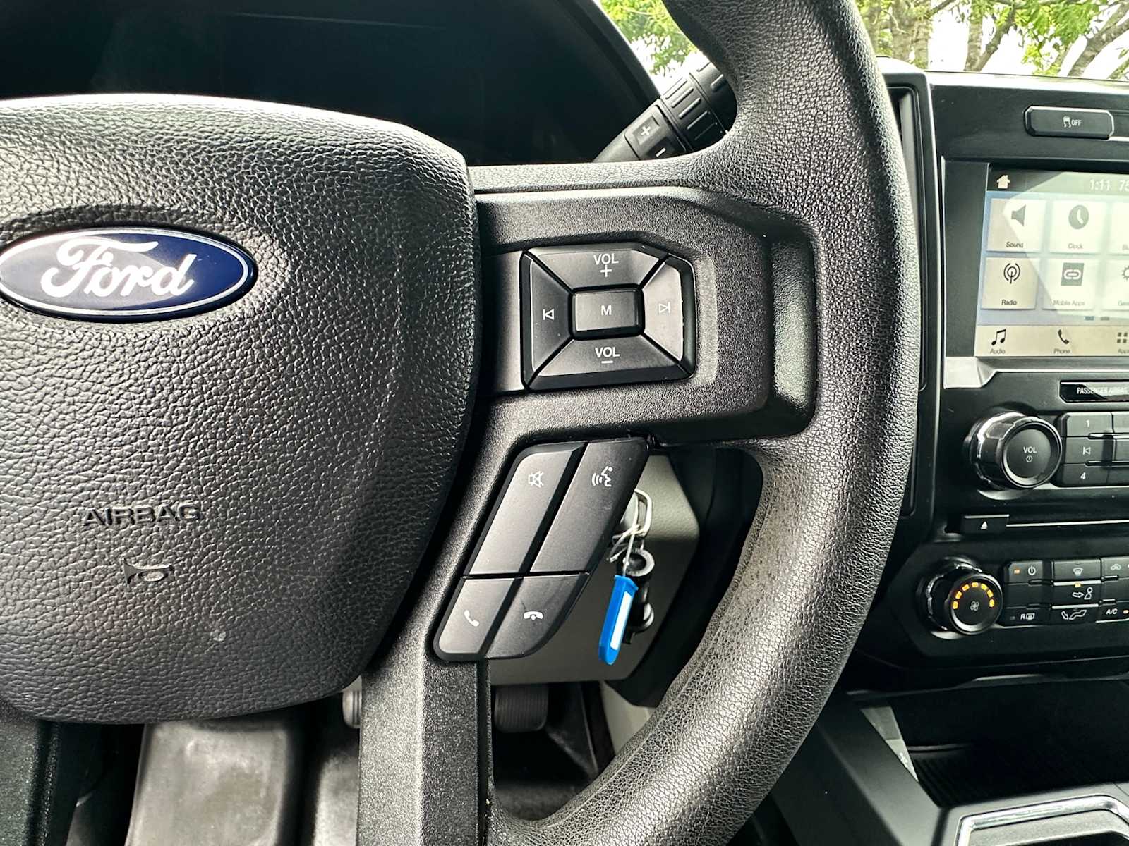 Thumbnail: 2017 Ford F-150 - 10