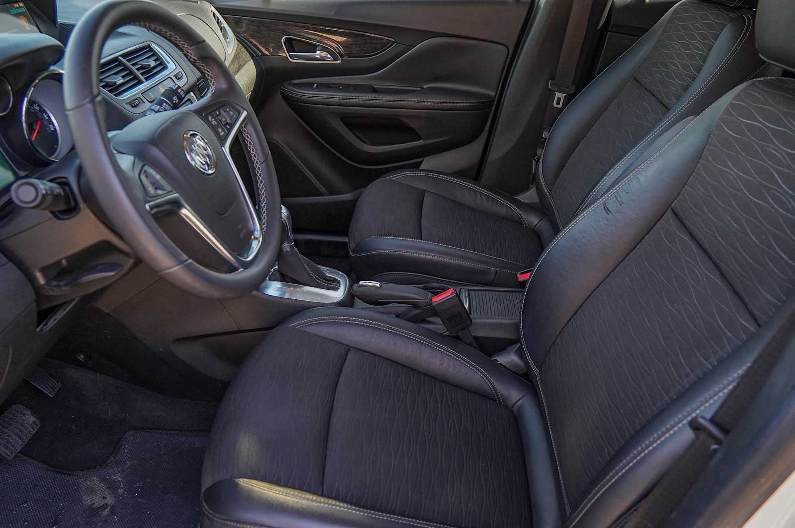 Thumbnail: 2015 Buick Encore - 10