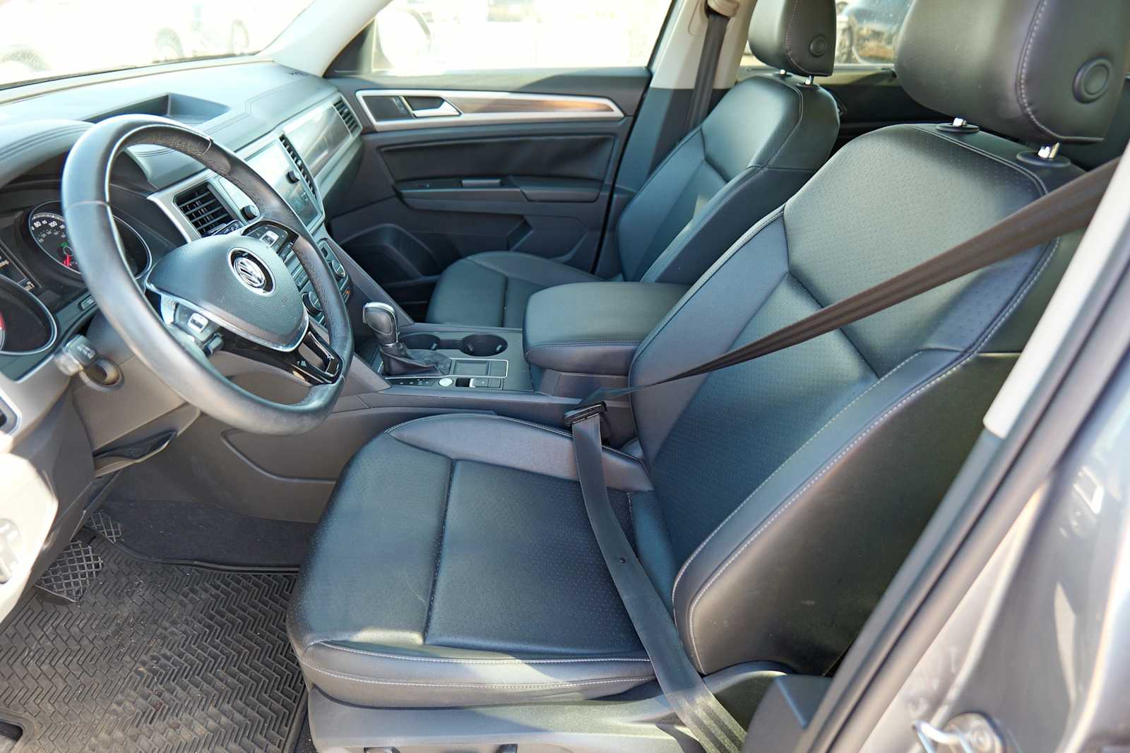 Thumbnail: 2019 Volkswagen Atlas - 10