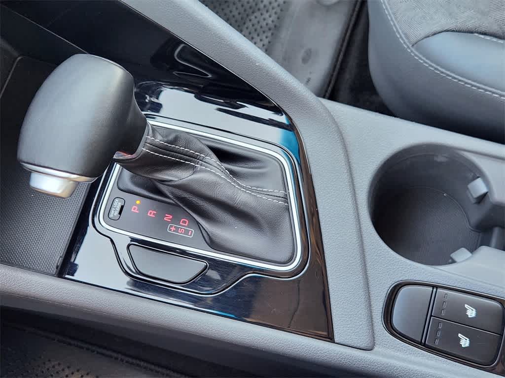 Thumbnail: 2019 Kia Niro - 19