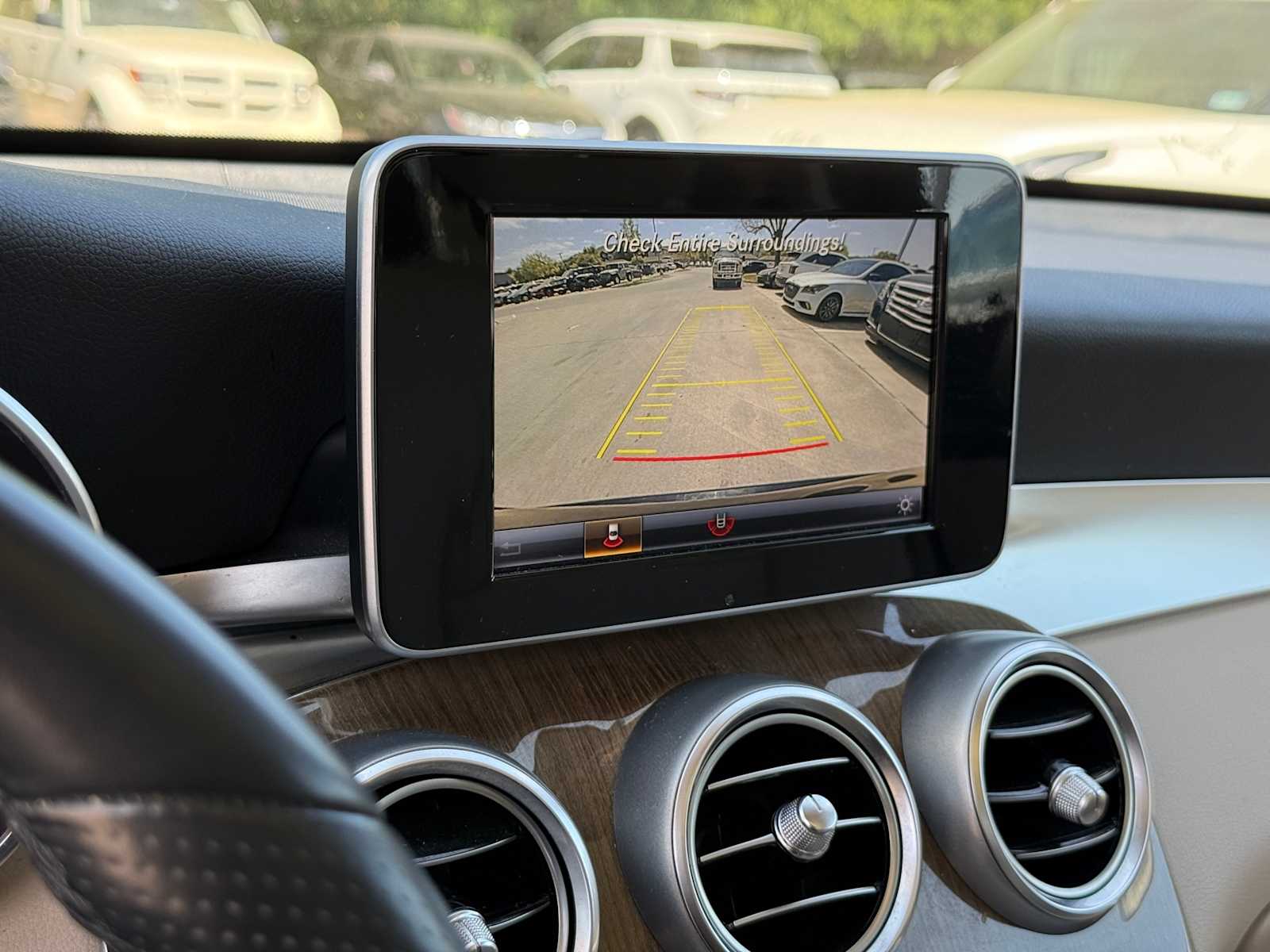 Thumbnail: 2018 Mercedes-Benz GLC - 16