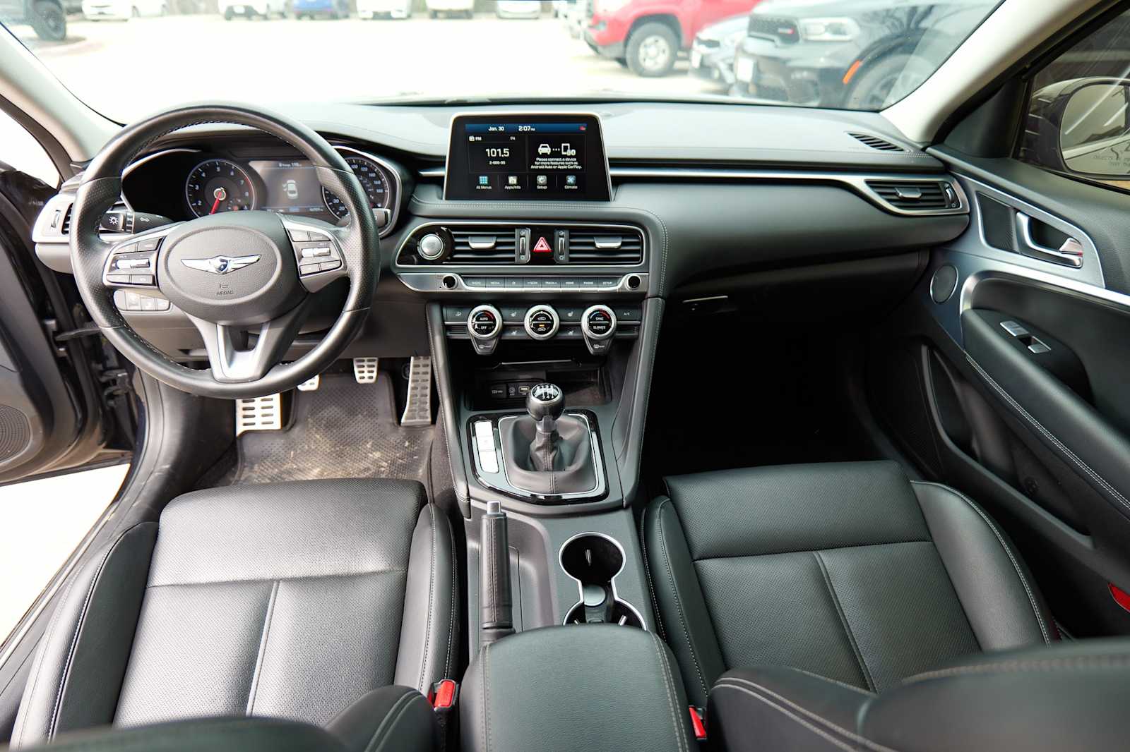 Thumbnail: 2021 Genesis G70 - 25