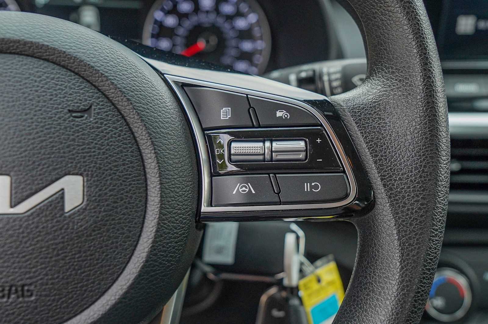 Thumbnail: 2024 Kia Forte - 14