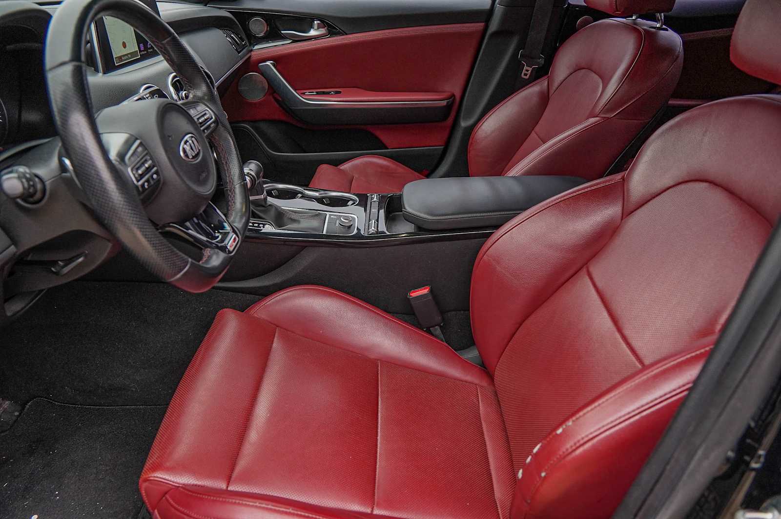 Thumbnail: 2021 Kia Stinger - 10