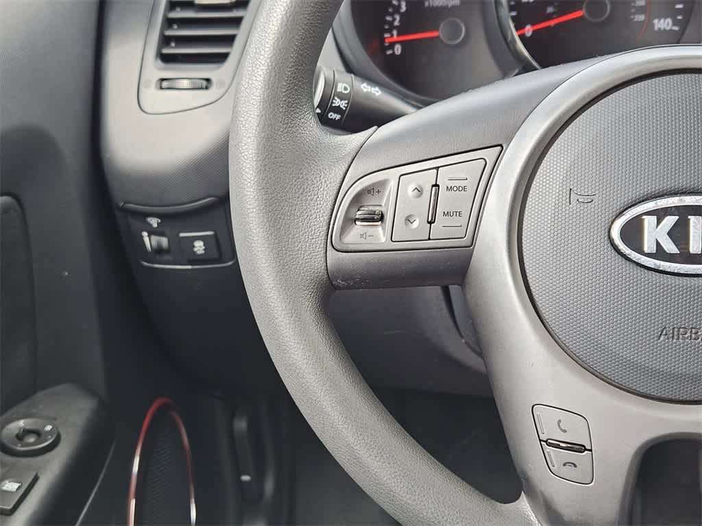 Thumbnail: 2010 Kia Soul - 26
