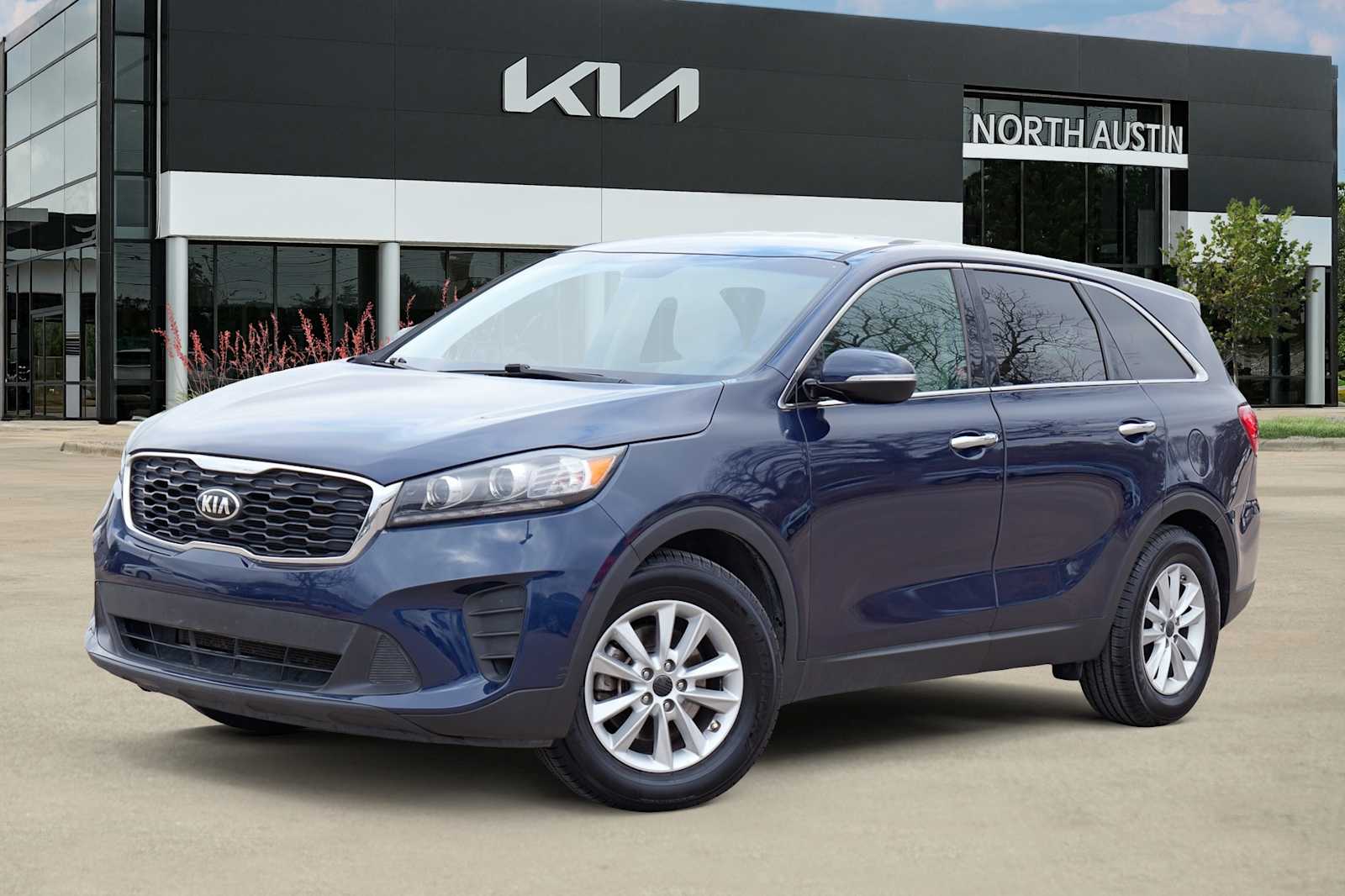 Thumbnail: 2019 Kia Sorento - 1