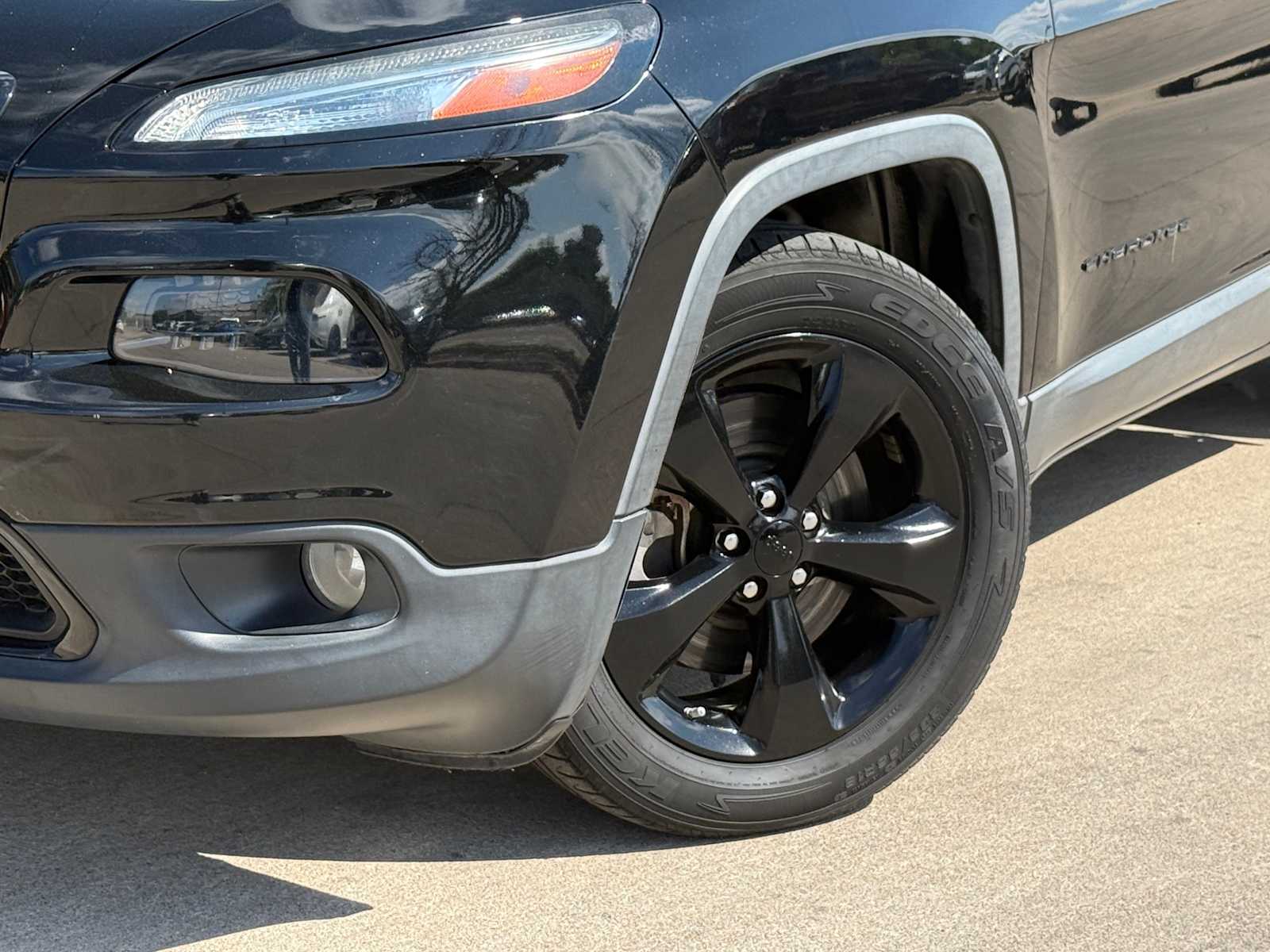 Thumbnail: 2018 Jeep Cherokee - 2