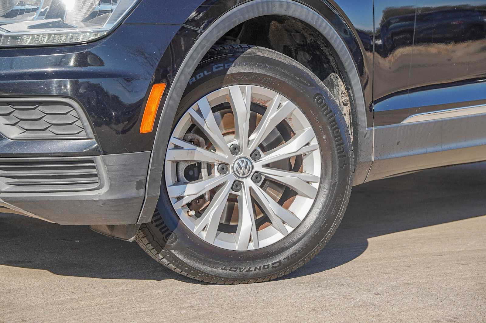 Thumbnail: 2018 Volkswagen Tiguan - 2