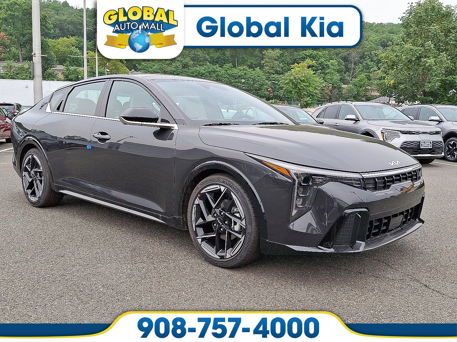 2025 Kia K4 GT-Line's photo