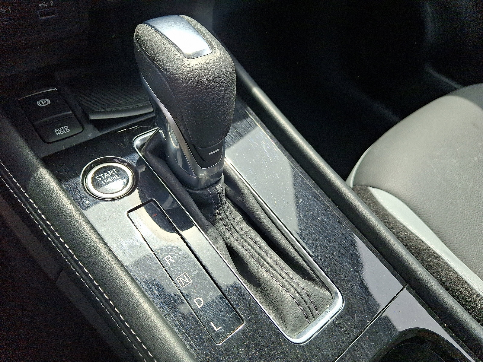 2023 Nissan Kicks SR - Photo 15