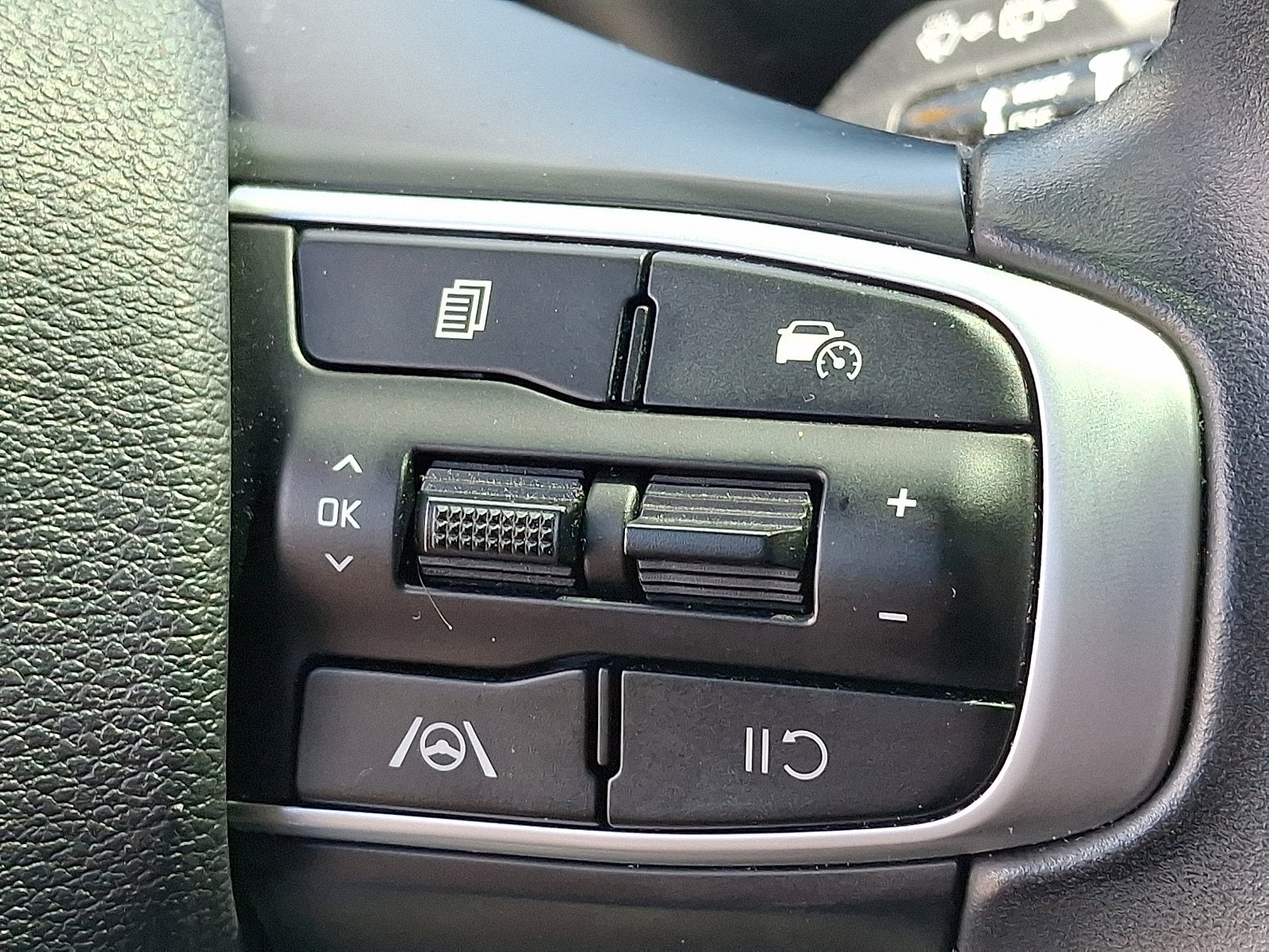 2023 Kia Sportage X-Line - Photo 23