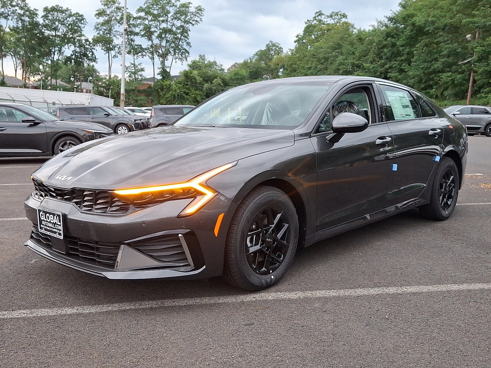 2026 Kia K5 LXS photo 2