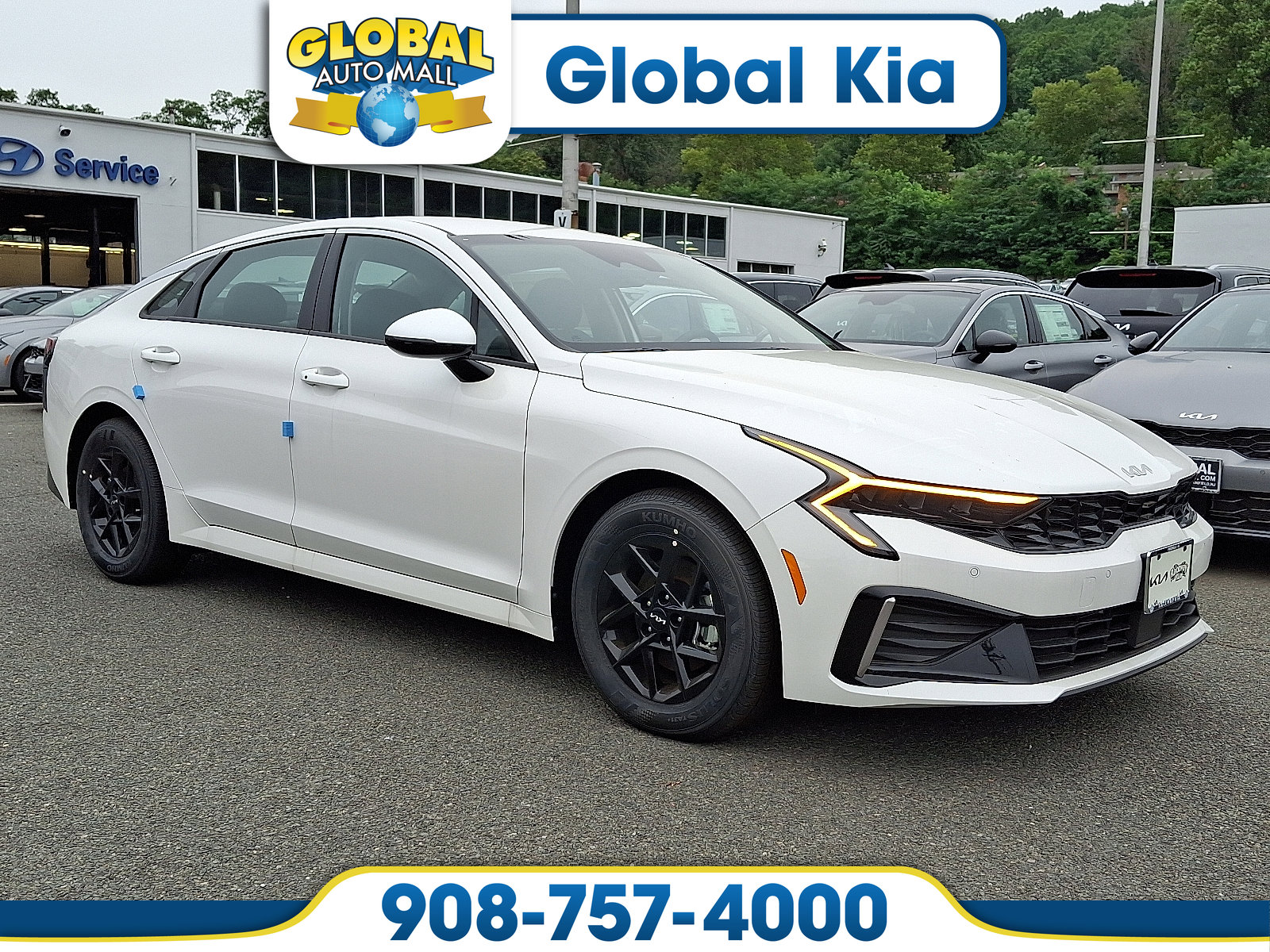 2025 Kia K5 LXS's photo