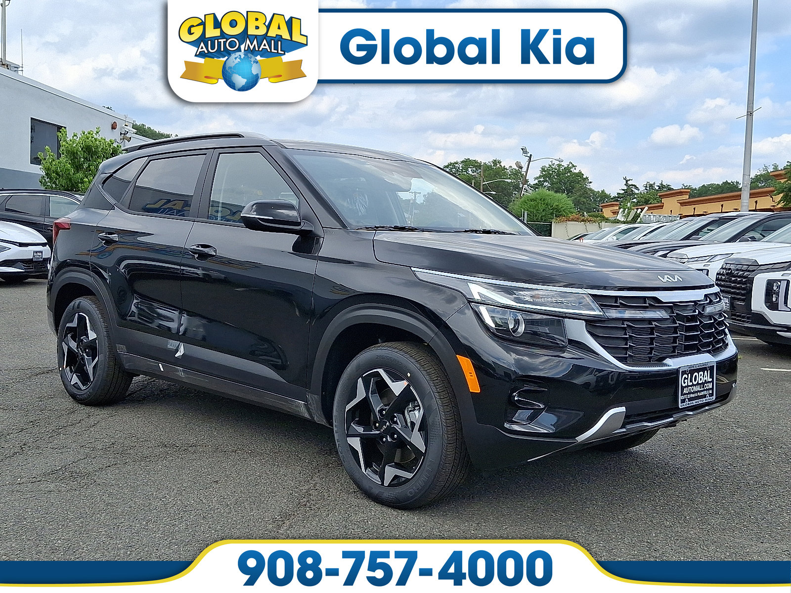 2025 Kia Seltos S's photo