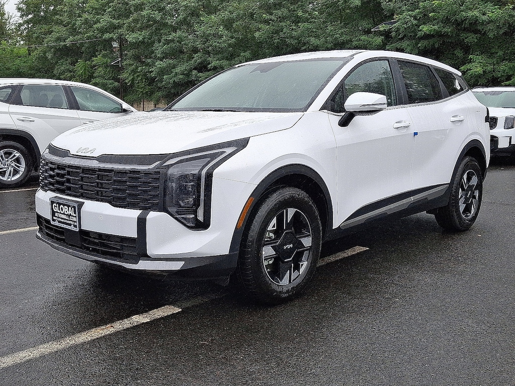 New 2026 Kia Sportage LX SUV