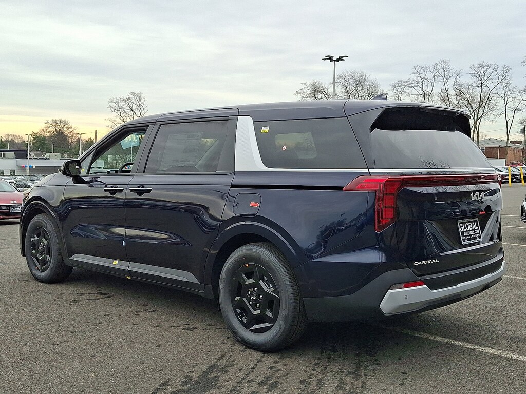 New 2026 Kia Carnival LXS Van Passenger Van