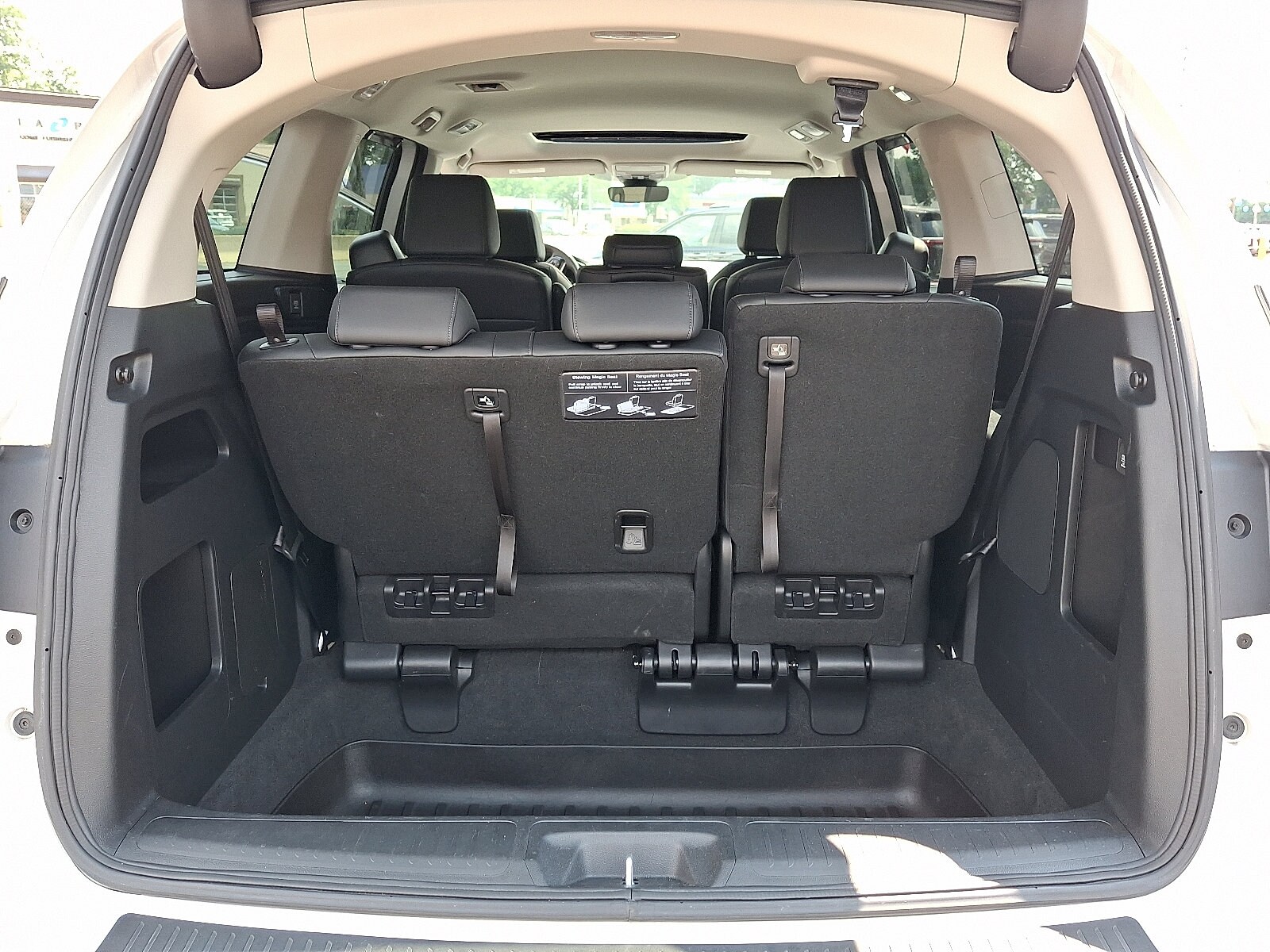 2025 Honda Odyssey EX-L - Photo 28