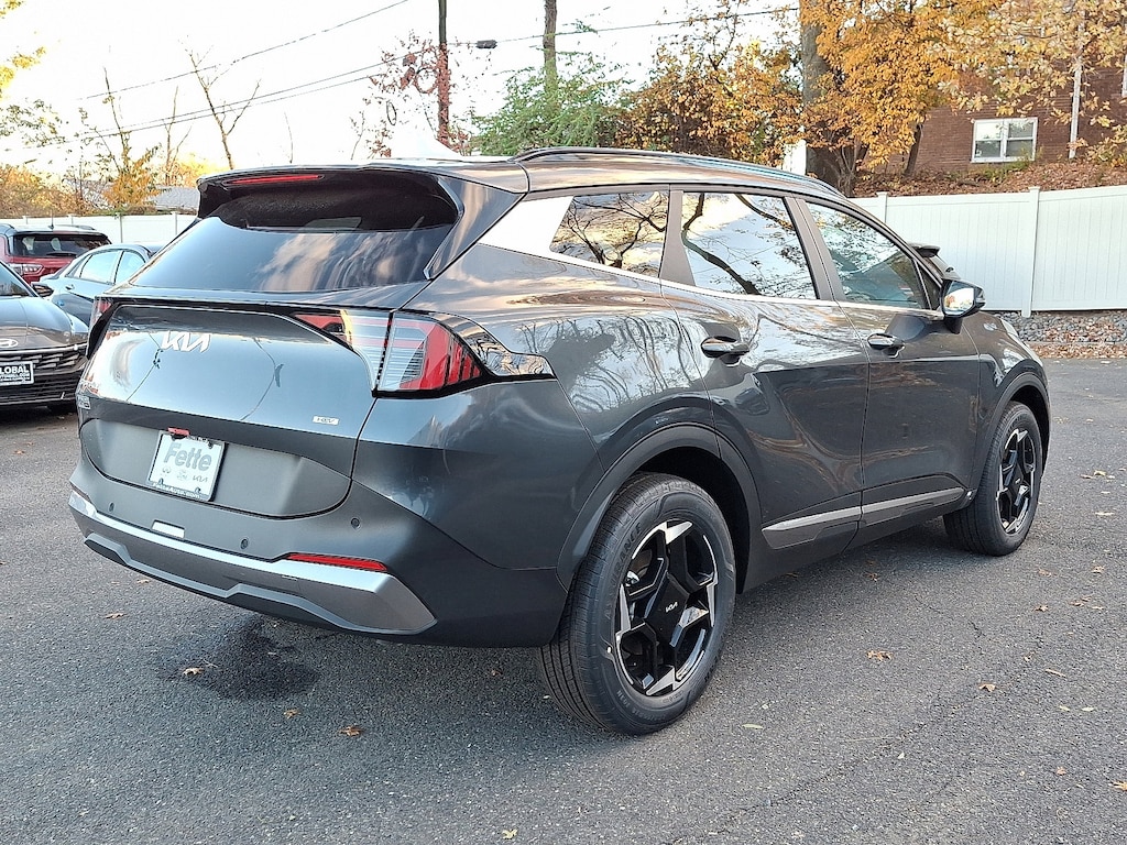 New 2026 Kia Sportage Hybrid EX SUV