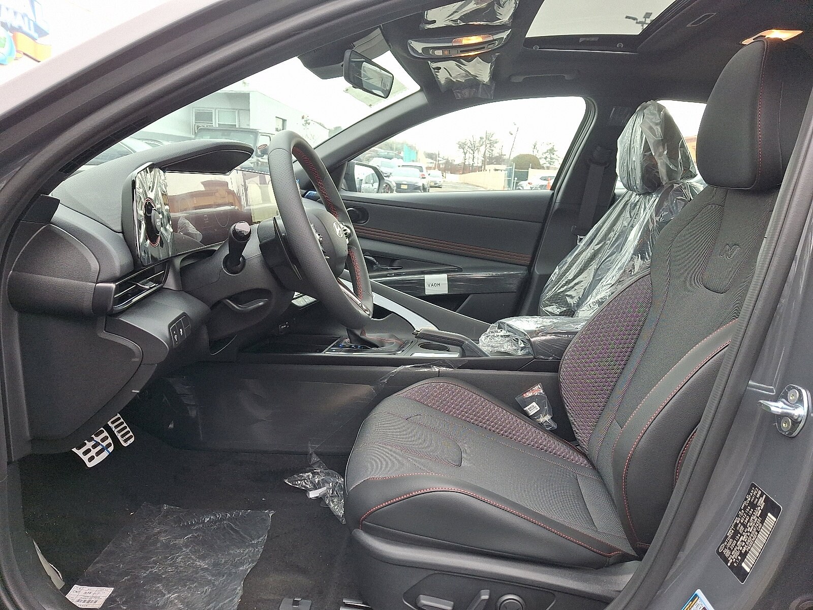 2025 Hyundai Elantra N Line - Photo 9