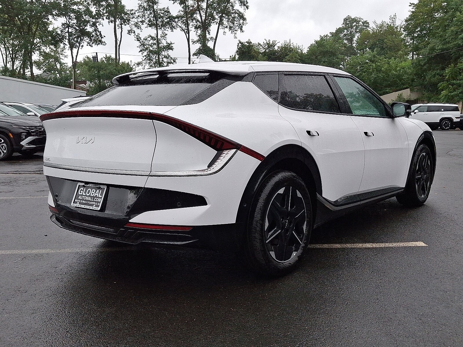 2025 Kia EV6 Wind photo 4