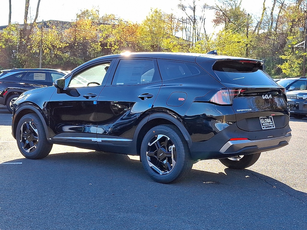 New 2026 Kia Sportage Hybrid S SUV