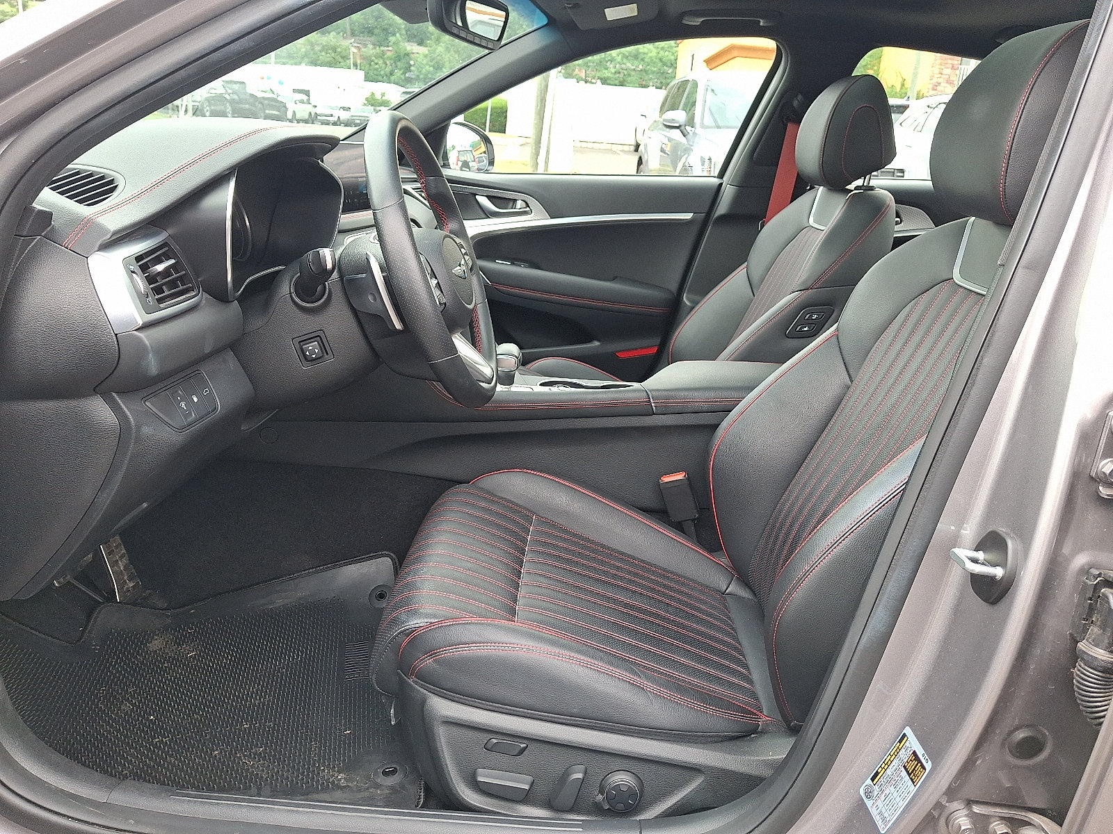 2023 GENESIS G70 Standard - Photo 14