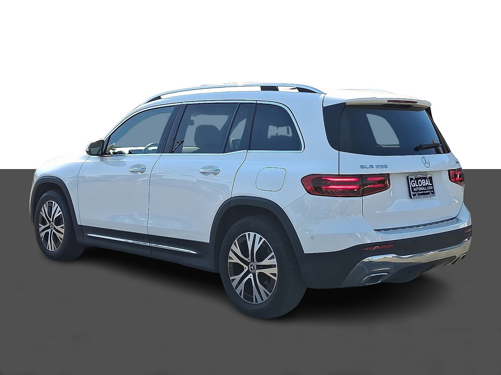 2024 Mercedes-Benz GLB Base - Photo 5