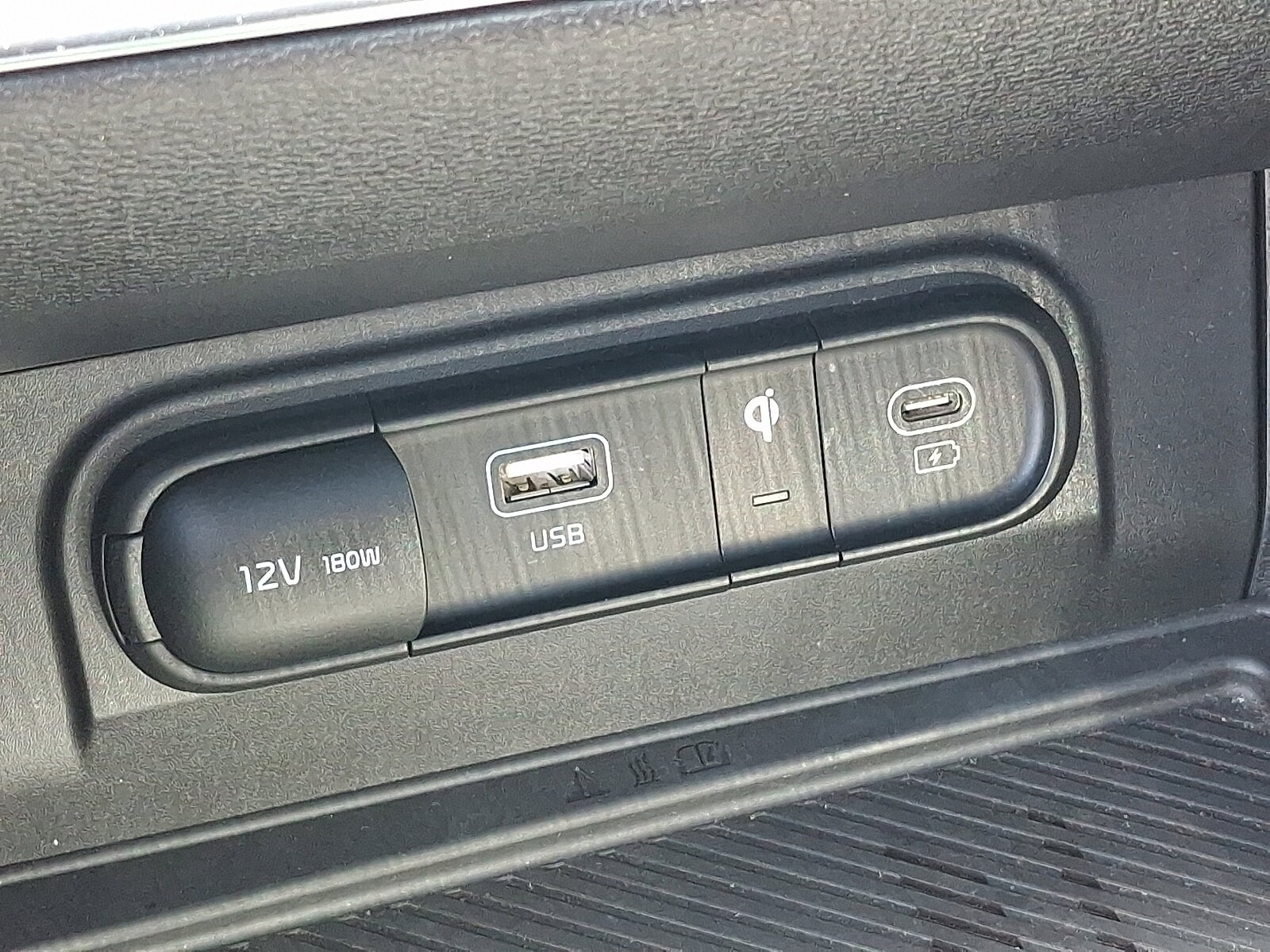 2023 Kia Sportage X-Line - Photo 27