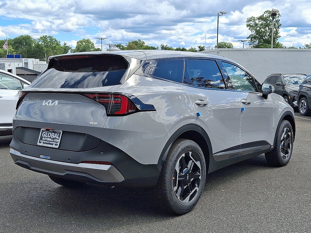 New 2026 Kia Sportage Hybrid S SUV