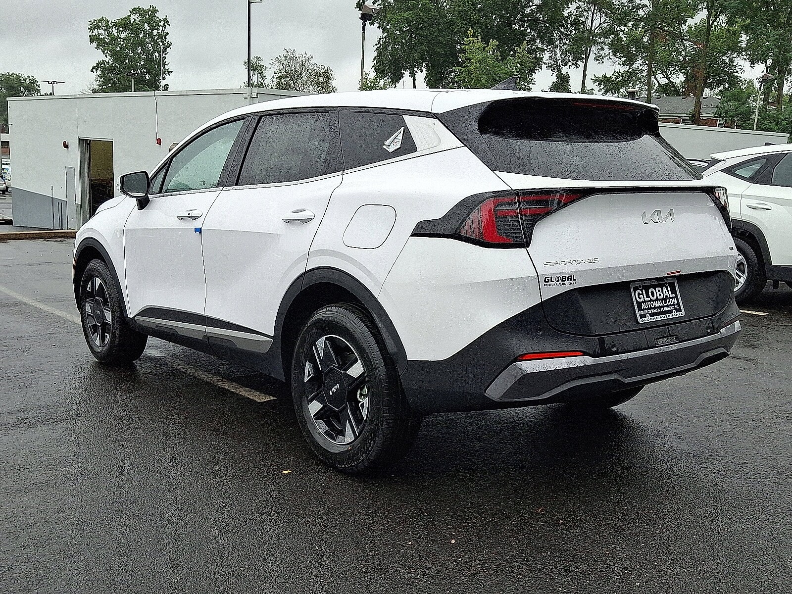 2026 Kia Sportage LX photo 3