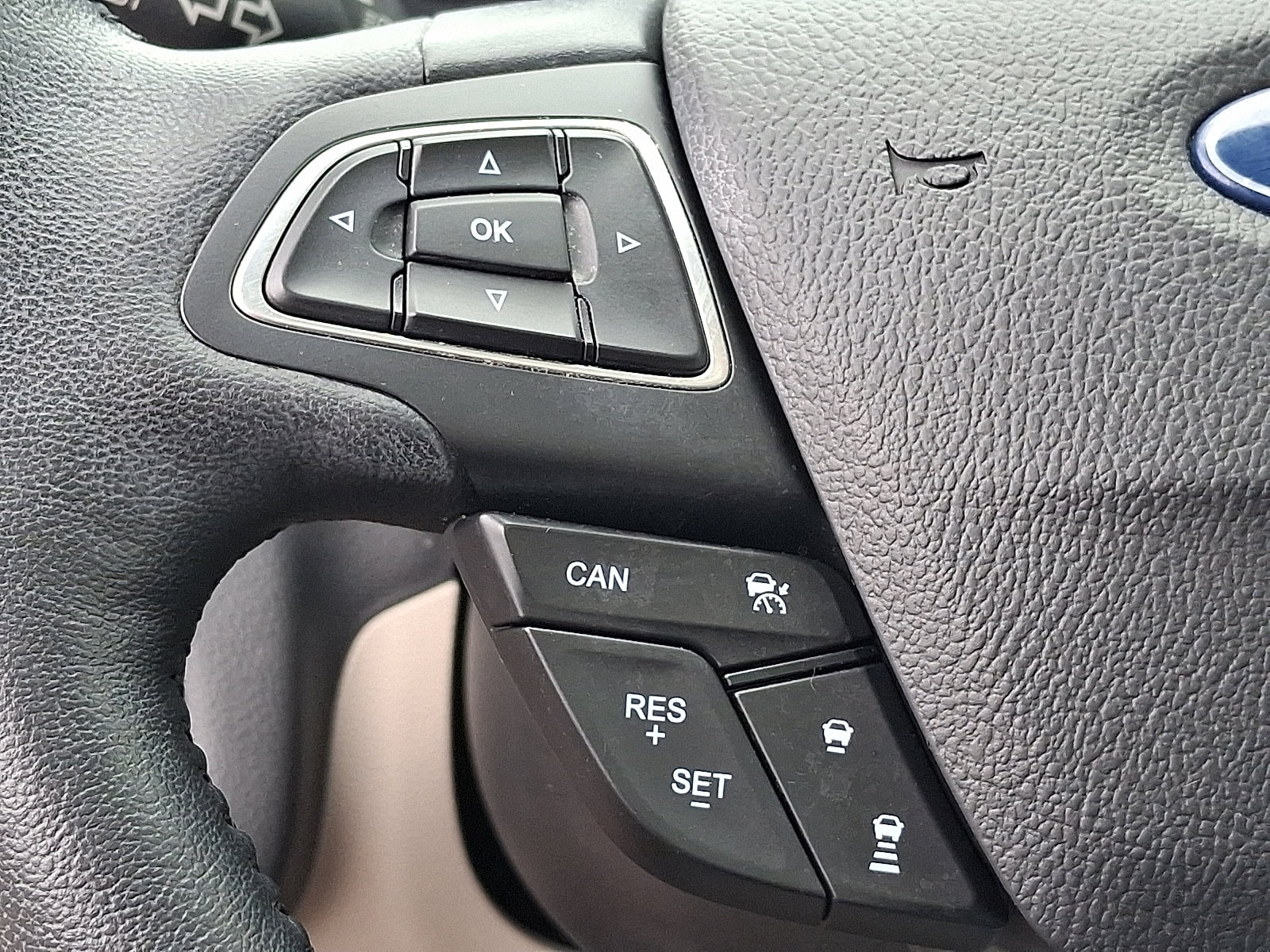 2019 Ford Escape Titanium - Photo 23