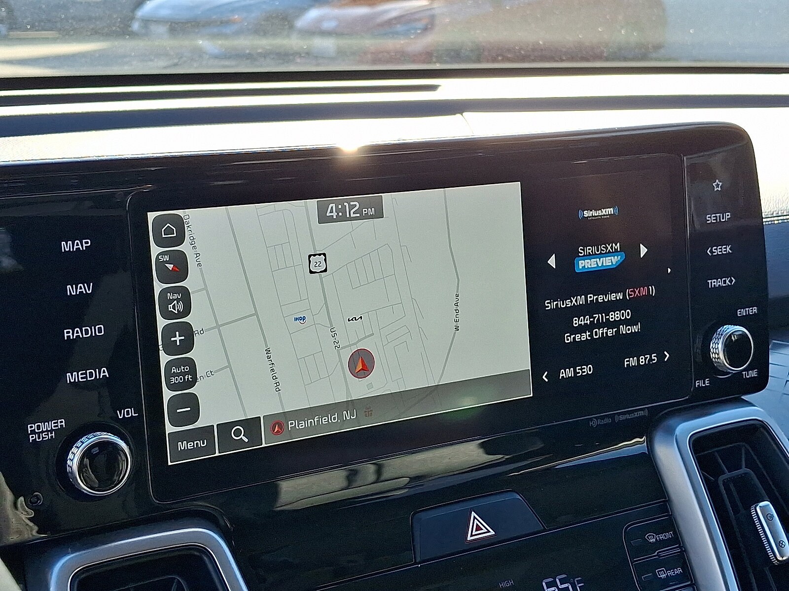 2022 Kia Sorento S - Photo 18