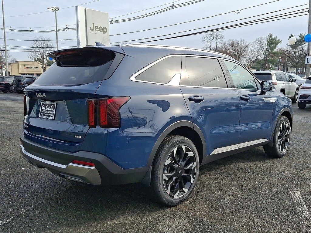 New 2026 Kia Sorento EX SUV