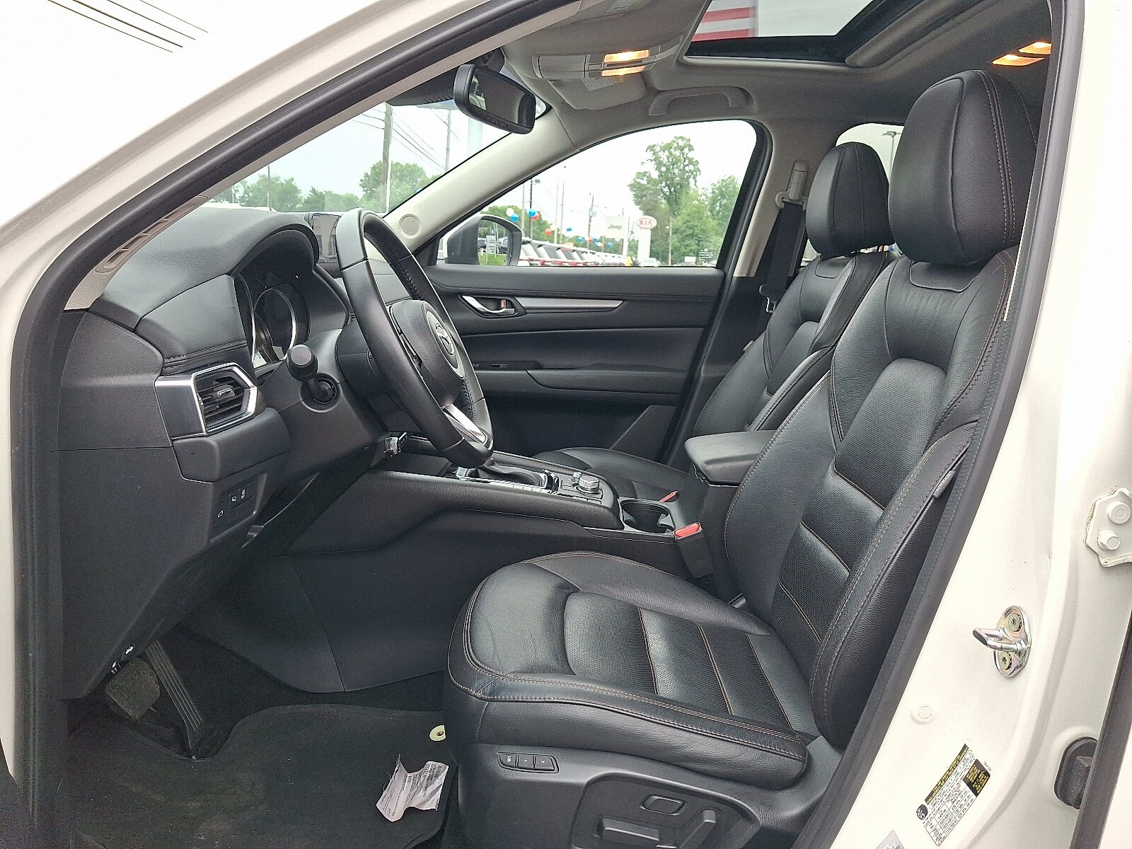 2023 Mazda CX-5 S Preferred package - Photo 14