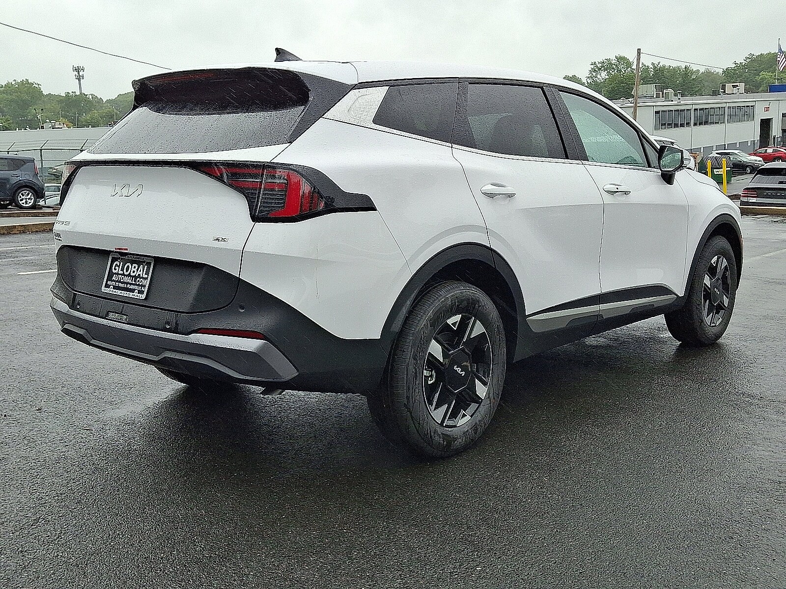2026 Kia Sportage LX photo 4