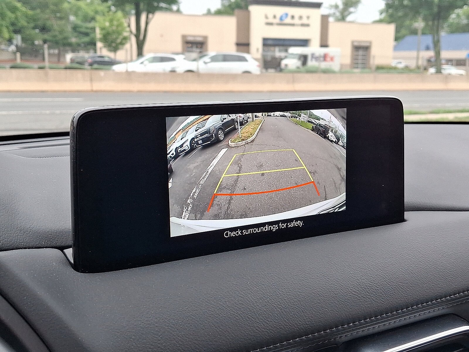 2023 Mazda CX-5 S Preferred package - Photo 19