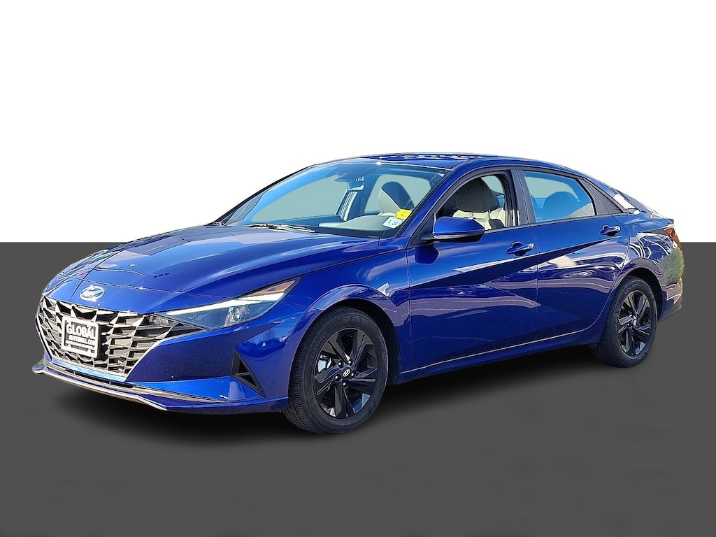 Used 2023 Hyundai Elantra SEL Sedan