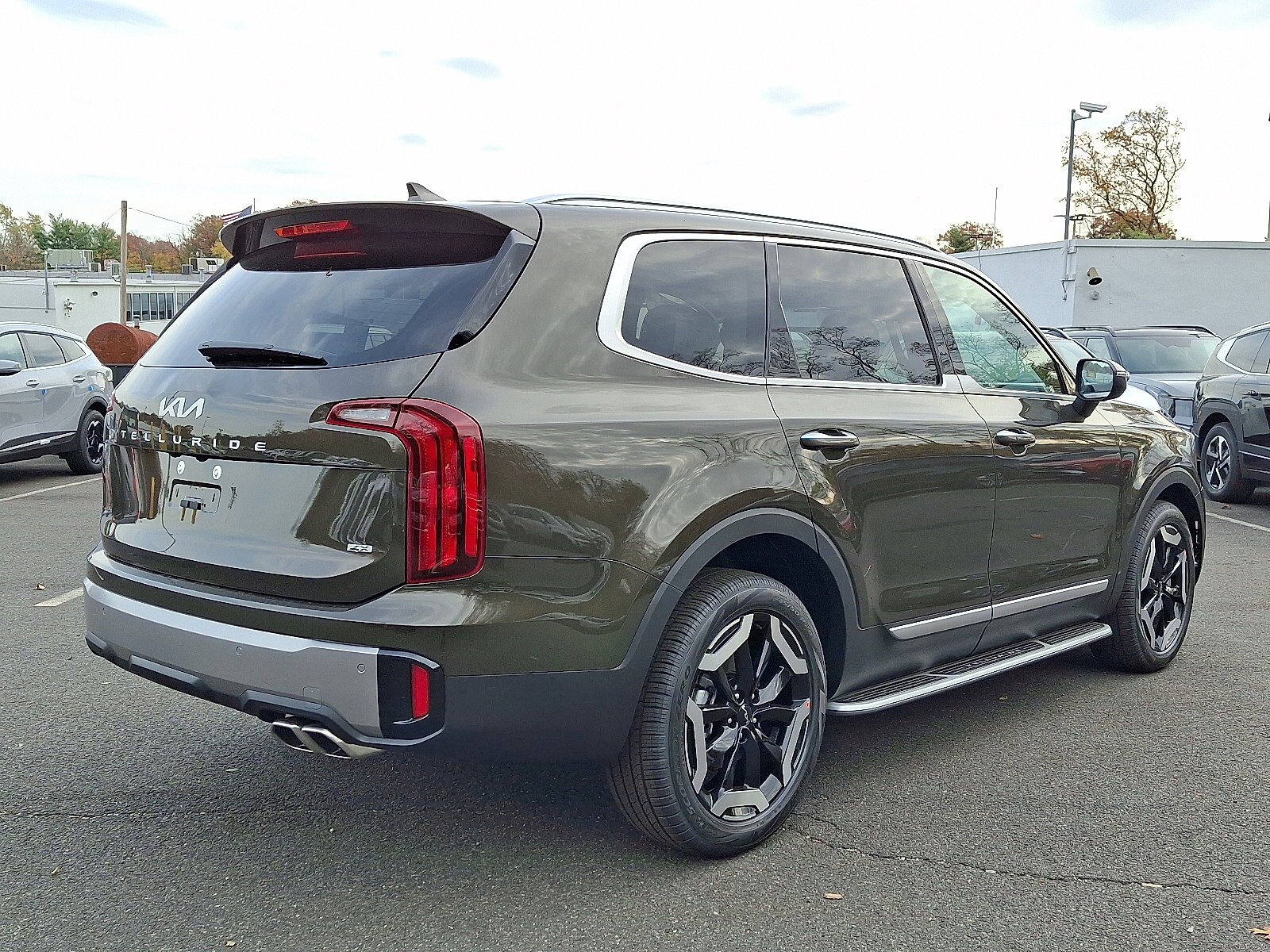 2025 Kia Telluride S photo 4