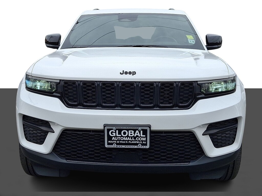 Used 2023 Jeep Grand Cherokee Laredo SUV