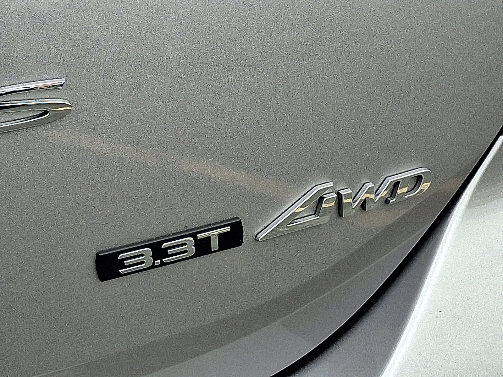 2023 GENESIS G70 Standard - Photo 33