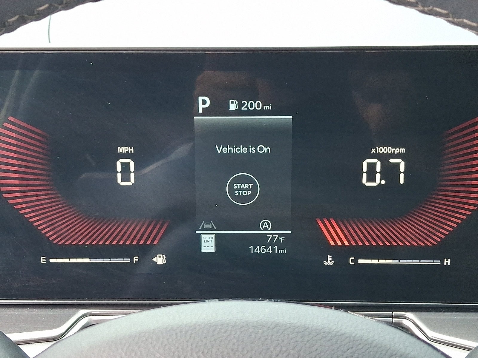 2024 Kia Sorento S - Photo 22