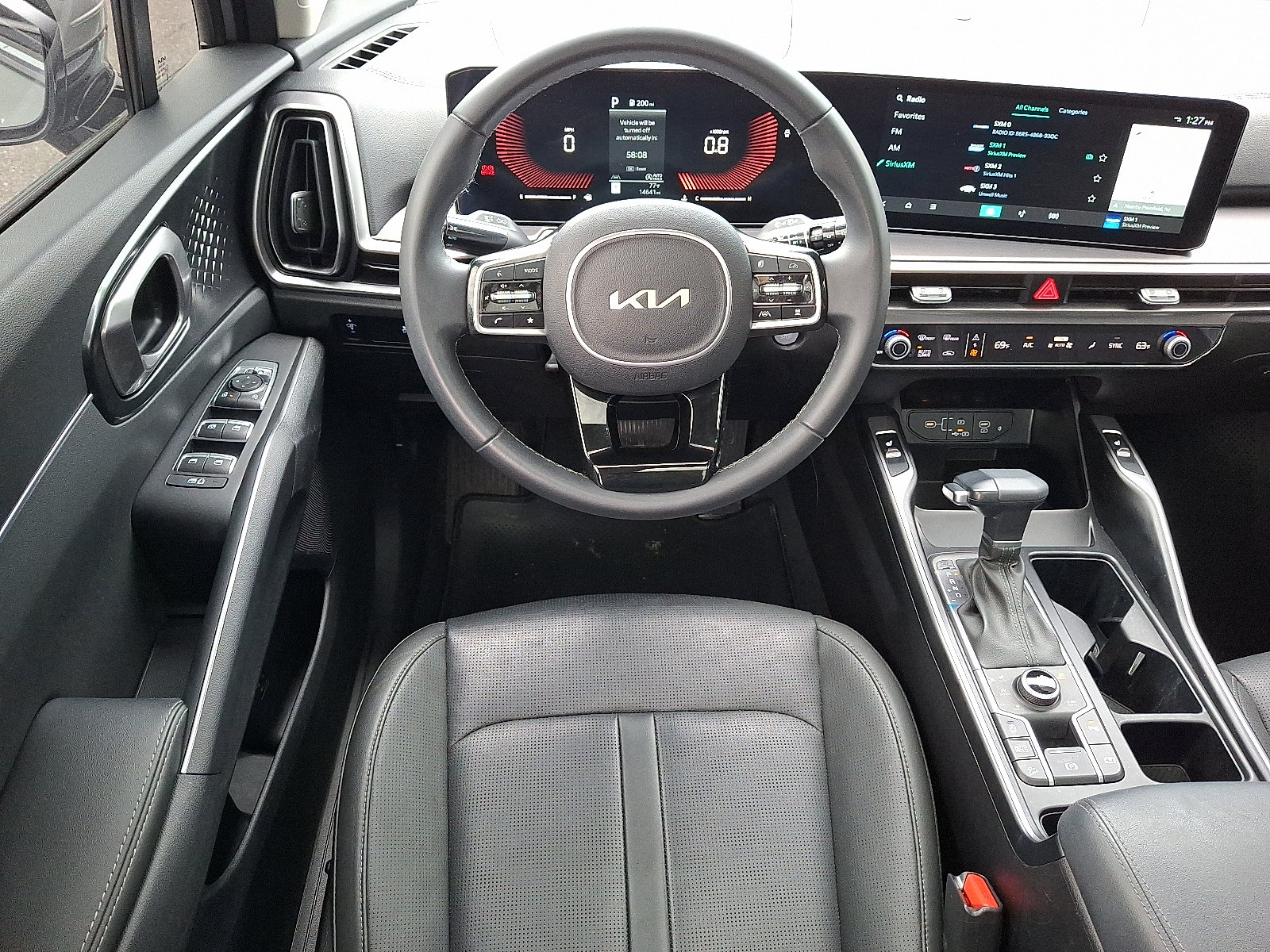 2024 Kia Sorento S - Photo 12
