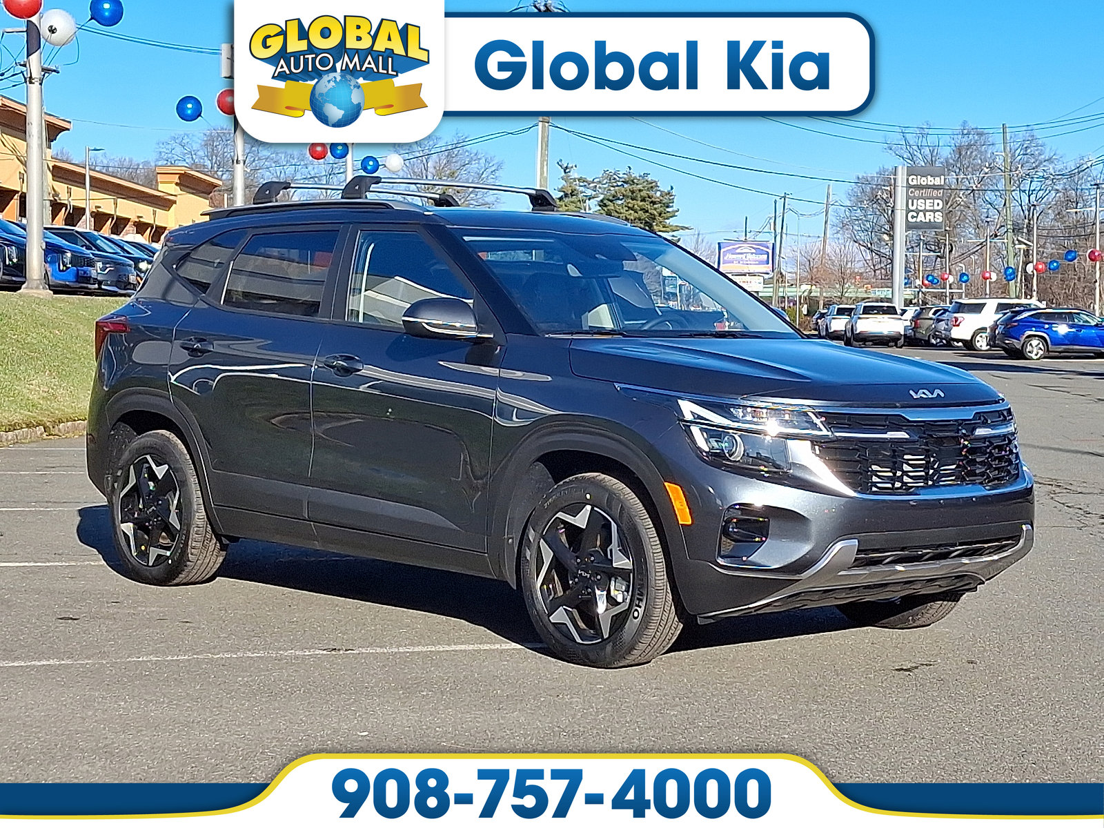 2025 Kia Seltos S's photo